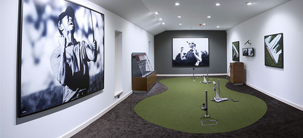 nike-fitting-center-putting_article